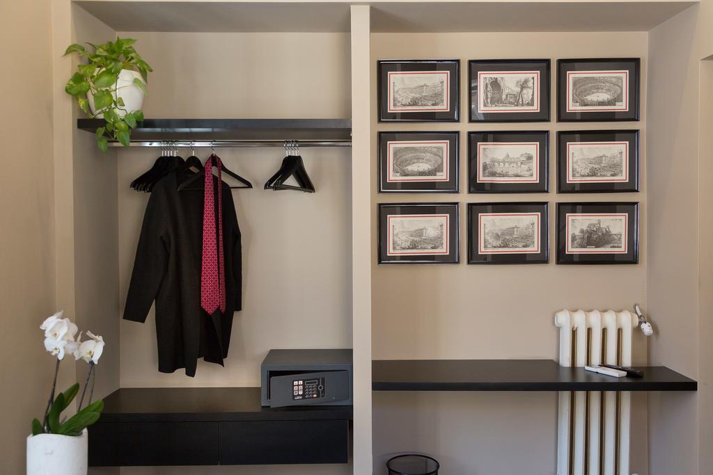 App Condotti Luxury Apartment In Рим Екстериор снимка